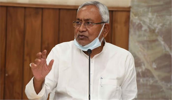 बाढ़ राहत, बचाव कार्यो में लगाए जाने वाले लोगों का हो टीकाकरण : नीतीश