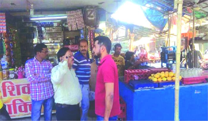 निगम की होटलों व दुकानों में दबिश