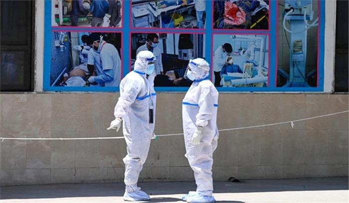 बीते 24 घंटे में कोरोना के 1,00,636 नए मामले दर्ज किए गए, 2,427 लोगों की मौत