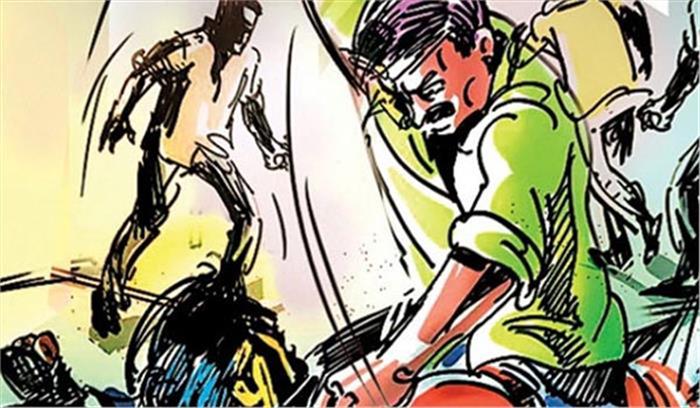 जौनपुर में पीट पीट कर युवक की हत्या, 2 घायल