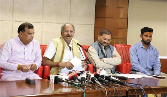 कवर्धा मामले में अकबर और अधिकारियों के खिलाफ अदालत जाएंगे : बृजमोहन