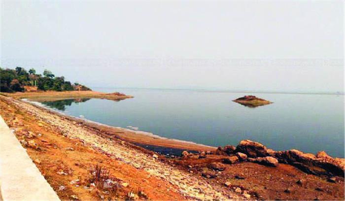 आंधी से कोरी डेम डेम में नाव पलटी,सवार लापता