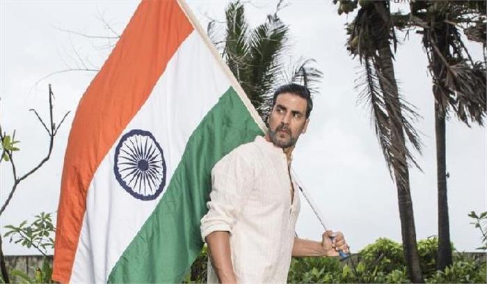 भारत के सफाईकर्मियों को अक्षय ने किया सलाम