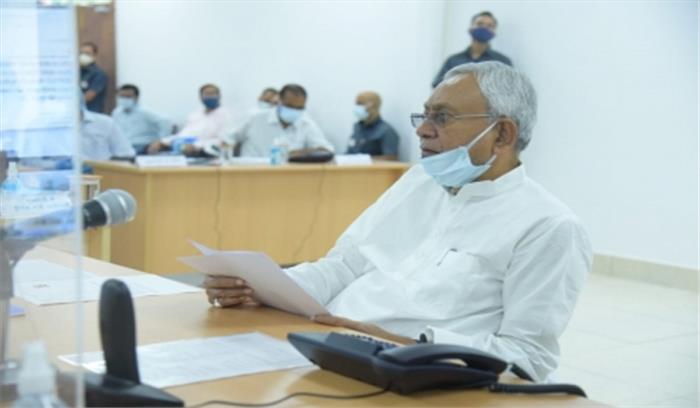 कानून बनाकर जनसंख्या नियंत्रण संभव नहीं : नीतीश