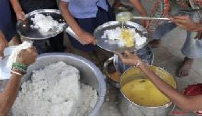 मिड डे मील खाकर 9 छात्रों की तबीयत  बिगड़ी