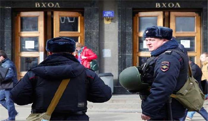 सेंट पीटर्सबर्ग के आवासीय इमारत में विस्फोटक बरामद