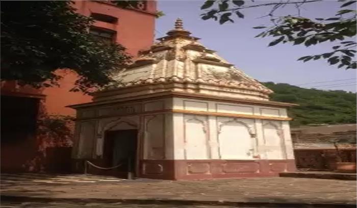 पाकिस्तान के प्रधान न्यायाधीश ने हिंदू मंदिर पर भीड़ के हमले पर लिया संज्ञान