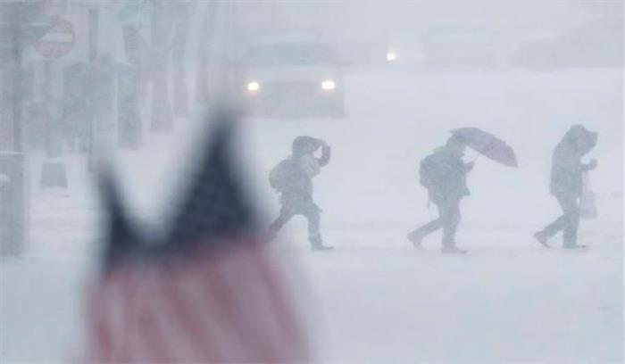 शक्तिशाली तूफान से पूर्वोत्तर अमेरिका बुरी तरह प्रभावित