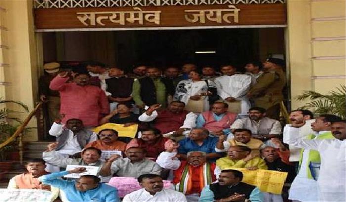 बीजेपी ने अब्दुल जलील को बर्खास्त करने की मांग की