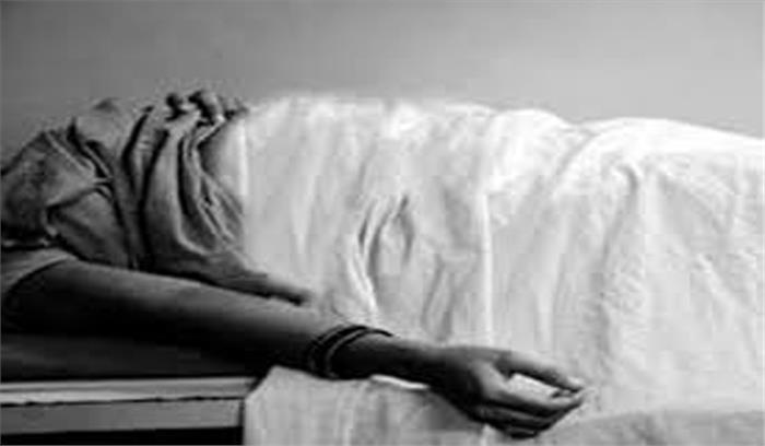 सारण में पानी से भरे खड्ड में गिरकर महिला की मौत