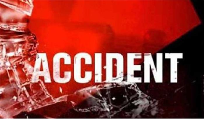 ट्रक की टक्कर से एक युवक घायल
