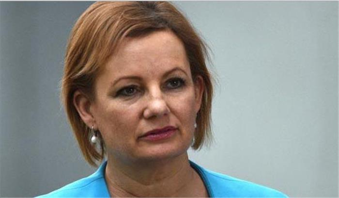 ऑस्ट्रेलिया की स्वास्थ्य मंत्री सुसान ली  ने दिया इस्तीफा