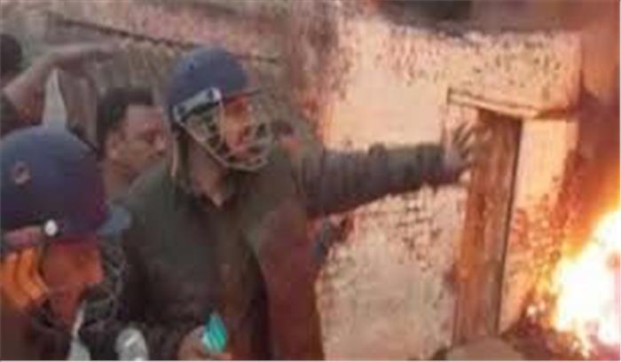 मेरठ में भड़की हिंसा, इंटरनेट सेवा बंद