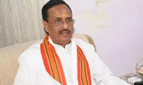 ‘पीएम मोदी जेल में बंद लोगों की करते थे मदद’, भाजपा नेता दिनेश शर्मा ने किए आपातकाल से जुड़े खुलासे