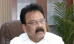 केंद्र सरकार संविधान से भागने की कोशिश कर रही है : सुखदेव भगत