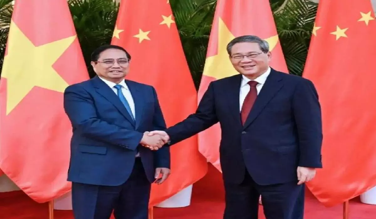 ली छ्यांग ने वियतनाम के प्रधानमंत्री से भेंट की
