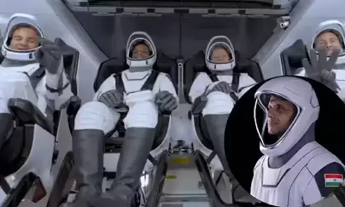 अंतरराष्ट्रीय अंतरिक्ष स्टेशन पर आज पहुंचेंगे शुभांशु शुक्ला, पृथ्वी की कर रहे परिक्रमा