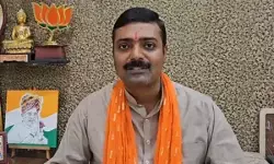 मजहबी तुष्टिकरण का नया बहाना है बाबा बागेश्वर पर निशाना, अखिलेश यादव को राकेश त्रिपाठी का जवाब