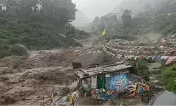 हिमाचल प्रदेश में भारी तबाही : 34 लापता लोगों की तलाश के लिए बचाव अभियान जारी