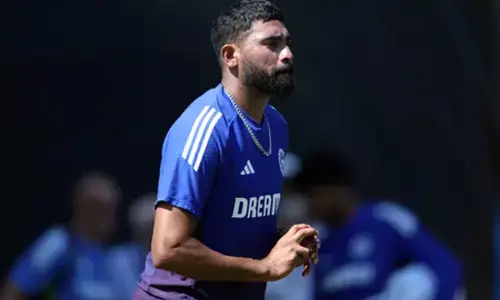 इंग्लैंड के बल्लेबाजों के अनुसार लेंथ और लाइन का समायोजन करें भारतीय गेंदबाज : इरफान पठान