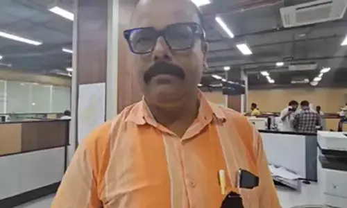 दूसरे दिन भी जारी रहा भुवनेश्वर नगर निगम कर्मचारियों का काम बंद करो आंदोलन दूसरे दिन भी जारी रहा भुवनेश्वर नगर निगम कर्मचारियों का काम बंद करो आंदोलन