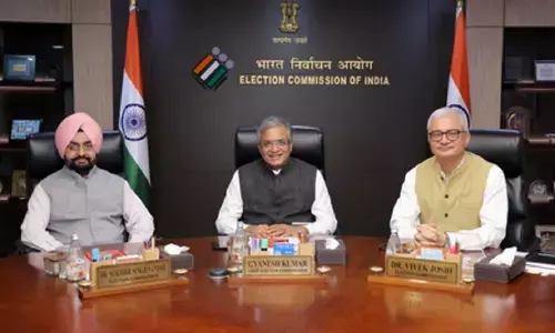 ईसीआई के साथ राजनीतिक दलों की बैठक, कहा- ये बातचीत हमारे लक्ष्य का हिस्सा