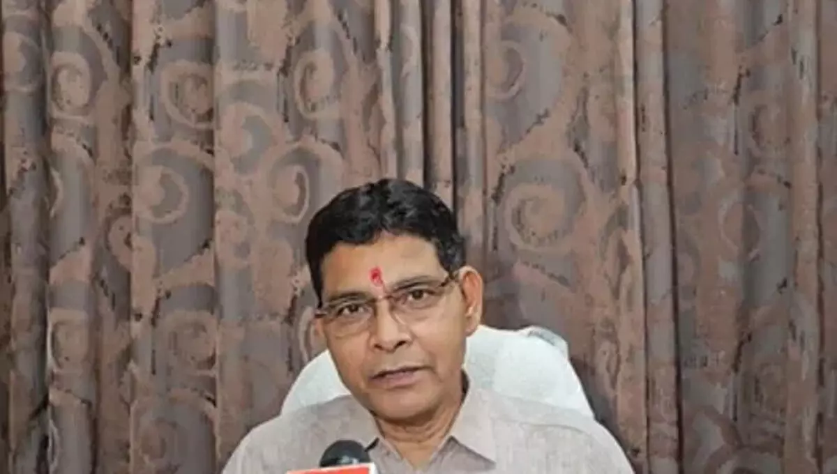 छत्तीसगढ़ : खेल और आपदा प्रबंधन मंत्री टंकराम वर्मा ने की पीएम मोदी की तारीफ, नई खेल नीति का किया स्वागत