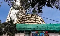 मामूली बढ़त के साथ खुला भारतीय शेयर बाजार, निफ्टी 25,400 स्तर के ऊपर