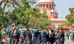 बिहार में मतदाता पुनरीक्षण का मामला पहुंचा सुप्रीम कोर्ट, एडीआर ने दी चुनौती बिहार में मतदाता पुनरीक्षण का मामला पहुंचा सुप्रीम कोर्ट, एडीआर ने दी चुनौती