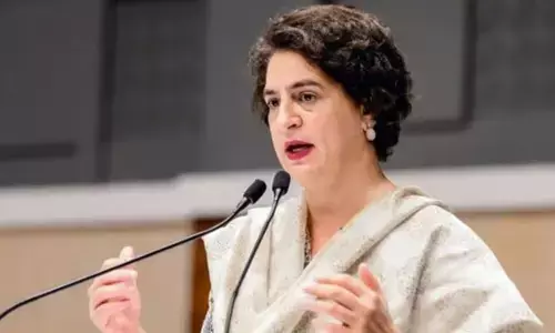 हिमाचल प्रदेश में भारी बारिश से तबाही : प्रियंका गांधी ने जताया दुख, कहा- मन बहुत व्यथित है हिमाचल प्रदेश में भारी बारिश से तबाही : प्रियंका गांधी ने जताया दुख, कहा- मन बहुत व्यथित है