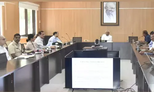 सीएम नीतीश ने कानून व्यवस्था को लेकर उच्चस्तरीय समीक्षा बैठक की, अपराधियों के खिलाफ सख्त कार्रवाई के निर्देश सीएम नीतीश ने कानून व्यवस्था को लेकर उच्चस्तरीय समीक्षा बैठक की, अपराधियों के खिलाफ सख्त कार्रवाई के निर्देश