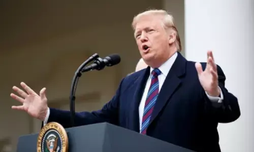 7 जुलाई को 12 देशों को भेजे जाएंगे टैरिफ पत्र, ट्रंप ने किए दस्तखत 7 जुलाई को 12 देशों को भेजे जाएंगे टैरिफ पत्र, ट्रंप ने किए दस्तखत