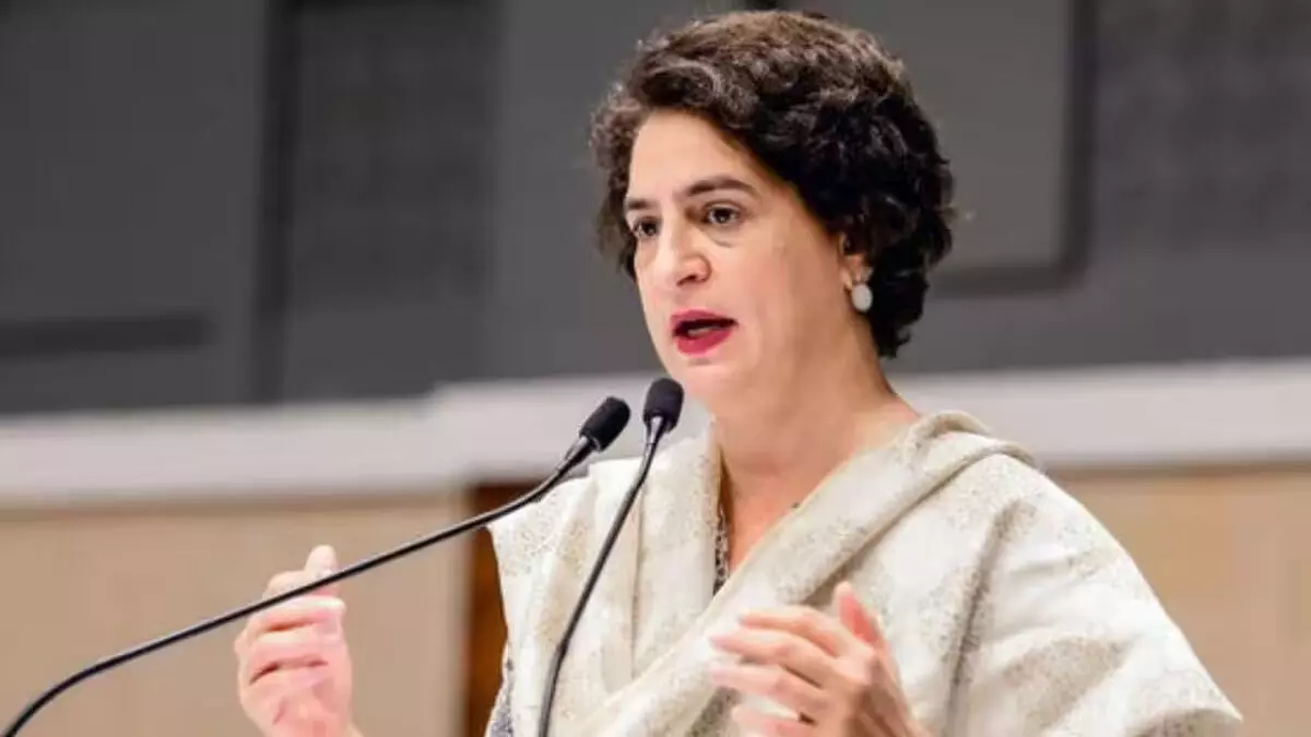 हिमाचल प्रदेश में भारी बारिश से तबाही : प्रियंका गांधी ने जताया दुख, कहा- मन बहुत व्यथित है