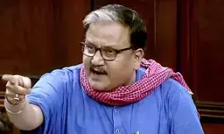 हम संविधान में आस्था रखने वाले लोग, धीरेंद्र शास्त्री के बयान पर बोले मनोज झा