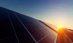 सोलर एनर्जी क्षमता के साथ बैटरी स्टोरेज कैपेसिटी का भी करना होगा विस्तार : अजय माथुर सोलर एनर्जी क्षमता के साथ बैटरी स्टोरेज कैपेसिटी का भी करना होगा विस्तार : अजय माथुर