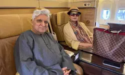 विंबलडन के लिए शबाना-जावेद ने एयर इंडिया से भरी उड़ान, बोले- दुनिया की बेस्ट इनफ्लाइट सर्विस