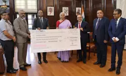 सरकार को वित्त वर्ष 2025 के लिए 3 सार्वजनिक क्षेत्र के बैंकों से 5,304 करोड़ रुपए का लाभांश मिला सरकार को वित्त वर्ष 2025 के लिए 3 सार्वजनिक क्षेत्र के बैंकों से 5,304 करोड़ रुपए का लाभांश मिला