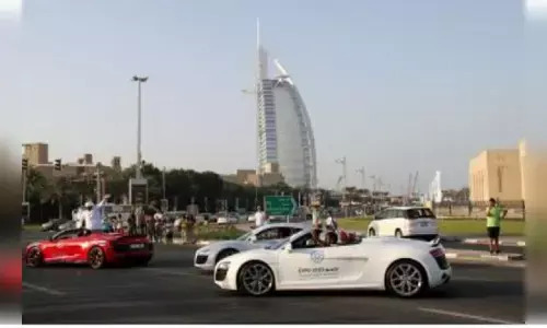 यूएई अधिकारियों ने किया स्पष्ट, सरकारी नियमों और जांच प्रक्रिया के अधीन है गोल्डन वीजा यूएई अधिकारियों ने किया स्पष्ट, सरकारी नियमों और जांच प्रक्रिया के अधीन है गोल्डन वीजा