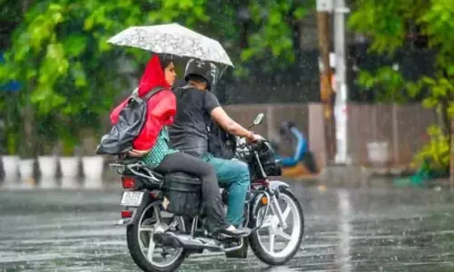 कोलकाता में हल्की बारिश होने की संभावना कोलकाता में हल्की बारिश होने की संभावना