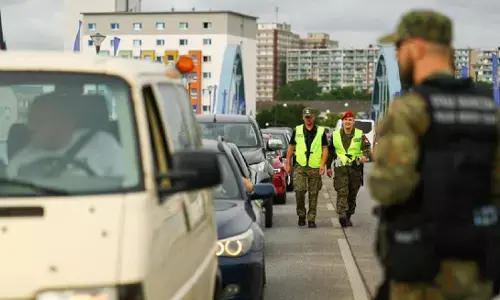 क्या पोलैंड की सीमा पर शुरू हुई जांच शेंगन के अंत की शुरुआत है? क्या पोलैंड की सीमा पर शुरू हुई जांच शेंगन के अंत की शुरुआत है?