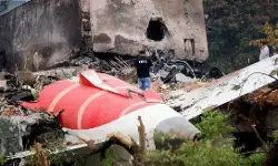 एयर इंडिया क्रैश: उड़ान भरते ही बंद हो गए थे दोनों इंजन एयर इंडिया क्रैश: उड़ान भरते ही बंद हो गए थे दोनों इंजन