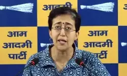 हम झुग्गियां बचाने के लिए विधानसभा से लेकर सड़क तक लड़ाई लड़ेगे : आतिशी