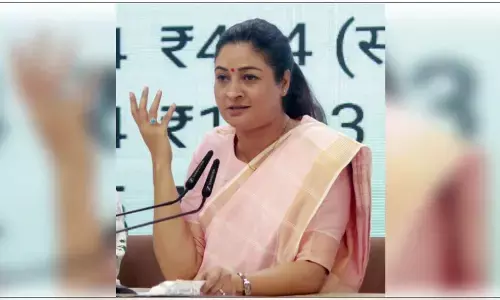 बिहार में कानून-व्यवस्था चरमरा चुकी है : अलका लांबा