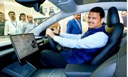 मुंबई के बाद दिल्ली में भी जल्द शोरूम खोलेगी टेस्ला, सुपरचार्जर का भी नेटवर्क करेगी तैयार