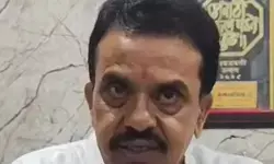 लालच देकर धर्म परिवर्तन कराना गंभीर अपराध : संजय निरुपम लालच देकर धर्म परिवर्तन कराना गंभीर अपराध : संजय निरुपम