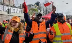 जर्मनी में मजदूर संघ इतने शक्तिशाली क्यों हैं?