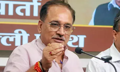 दिल्ली में बिना कारण तनाव उत्पन्न करने की कोशिश कर रहे अरविंद केजरीवाल और आतिशी : वीरेंद्र सचदेवा