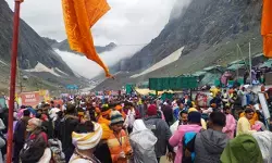 भारी बारिश के कारण अमरनाथ यात्रा एक दिन के लिए स्थगित