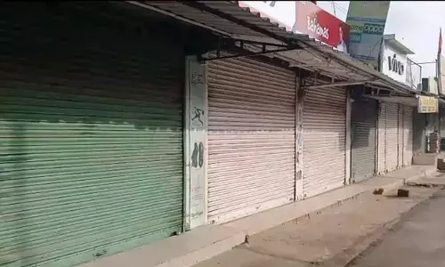 बालासोर छात्रा आत्मदाह मामला: विपक्षी दलों ने किया ओडिशा बंद का ऐलान, कई जगहों पर चक्काजाम