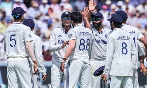 इंग्लैंड-भारत टेस्ट सीरीज में इस्तेमाल की गई ड्यूक्स गेंद की जांच करेगी निर्माता कंपनी